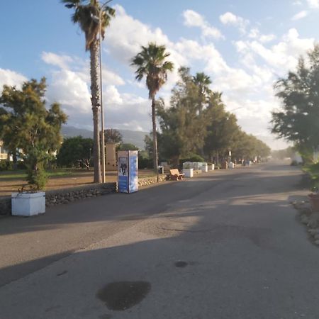 Casa Vacanza Marta Torrenova  Экстерьер фото